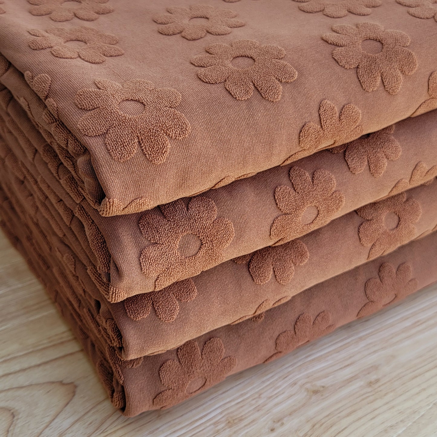 Daisies Jacquard Knit Caramel