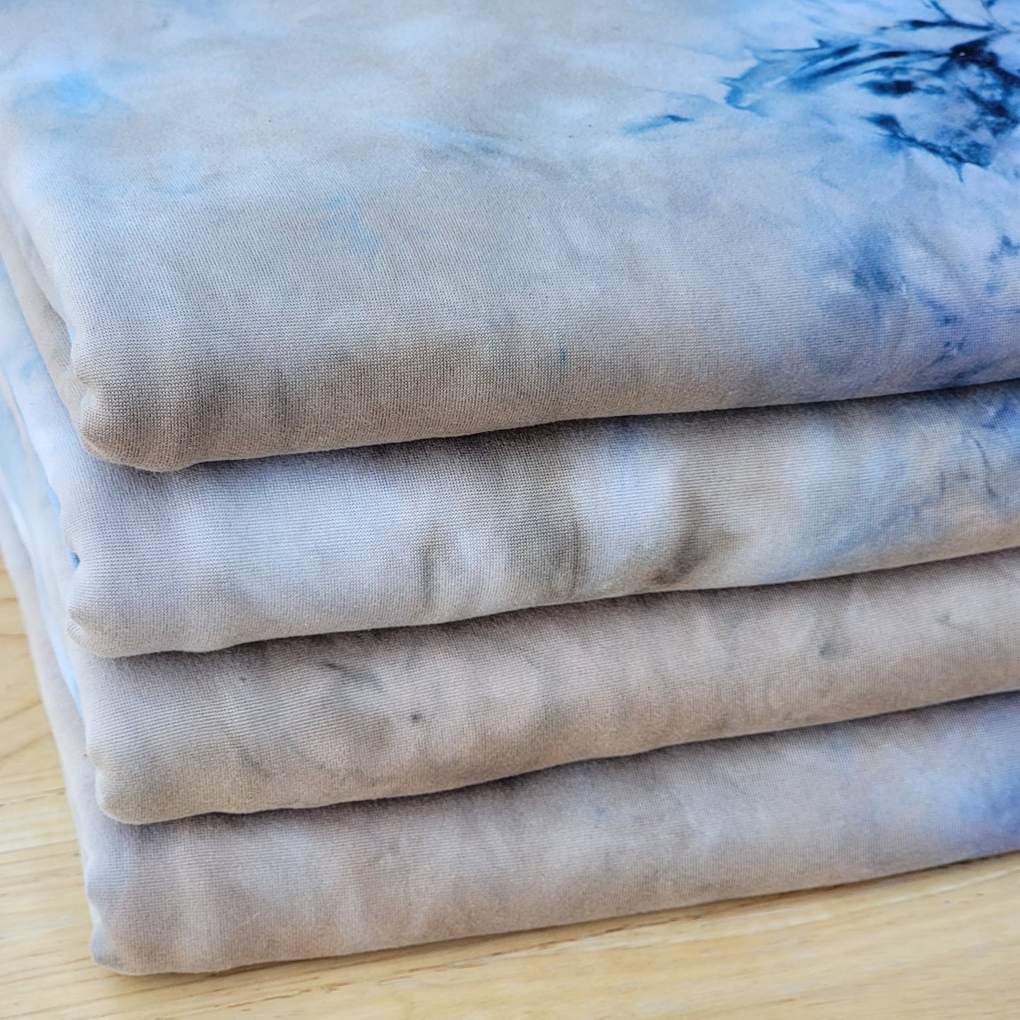 Double Brush Poly Tie Dye Print