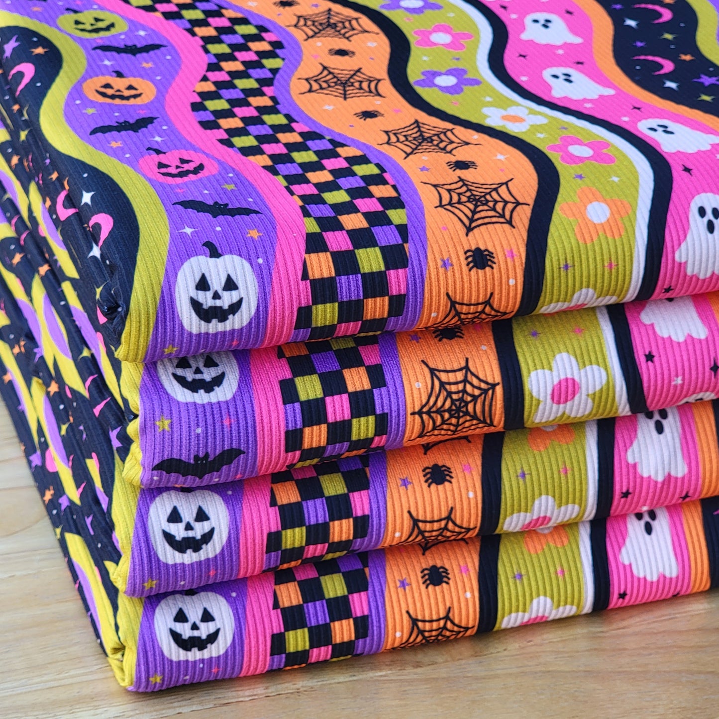 2x2 Yummy Rib Retro Halloween Orange Purple Print