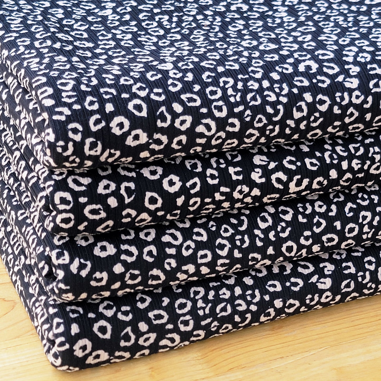 4x2 Yummy Rib Black Base Animal Print