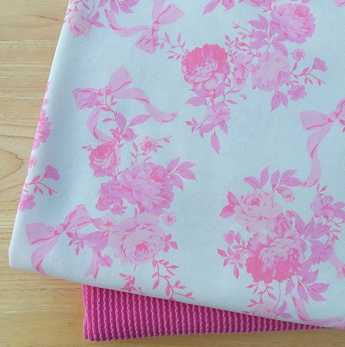 Set 1 yard French Terry Bows Print & 1 yard Solid Urban Rib