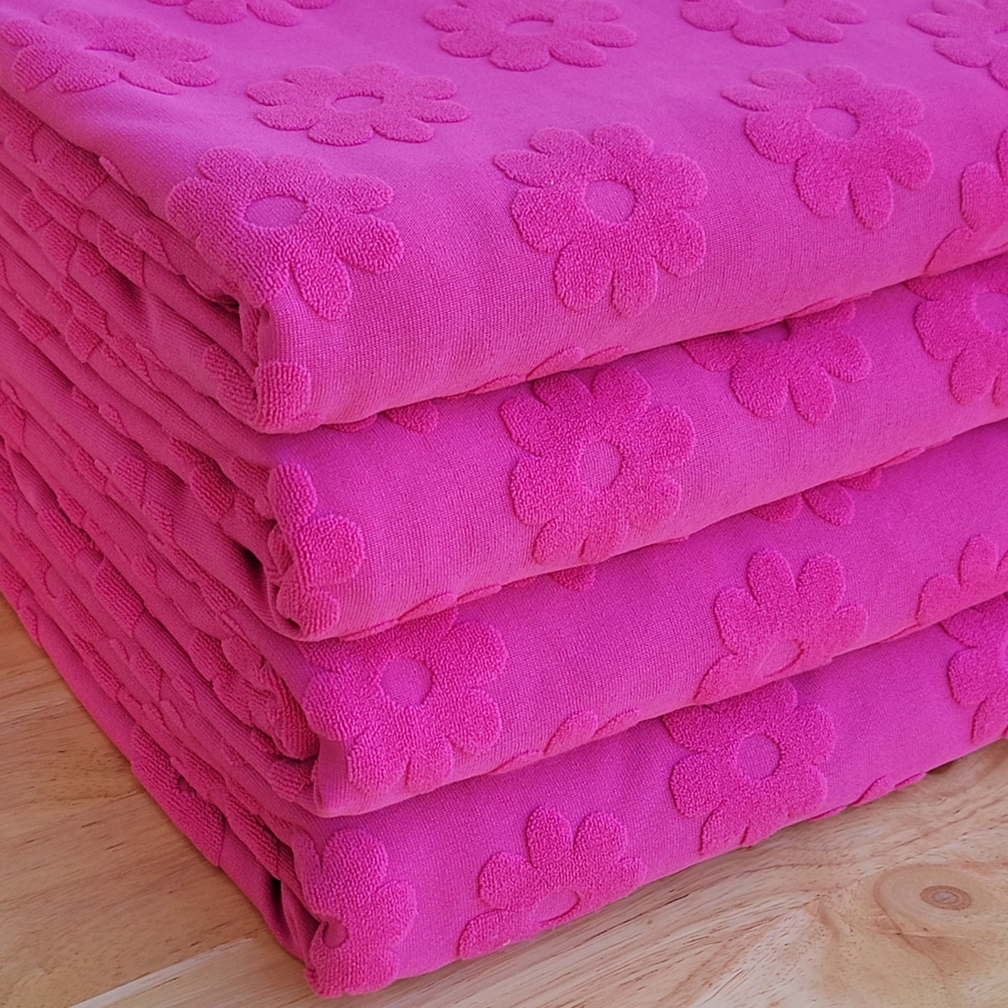 Jacquard Knit Hot Pink Daisies