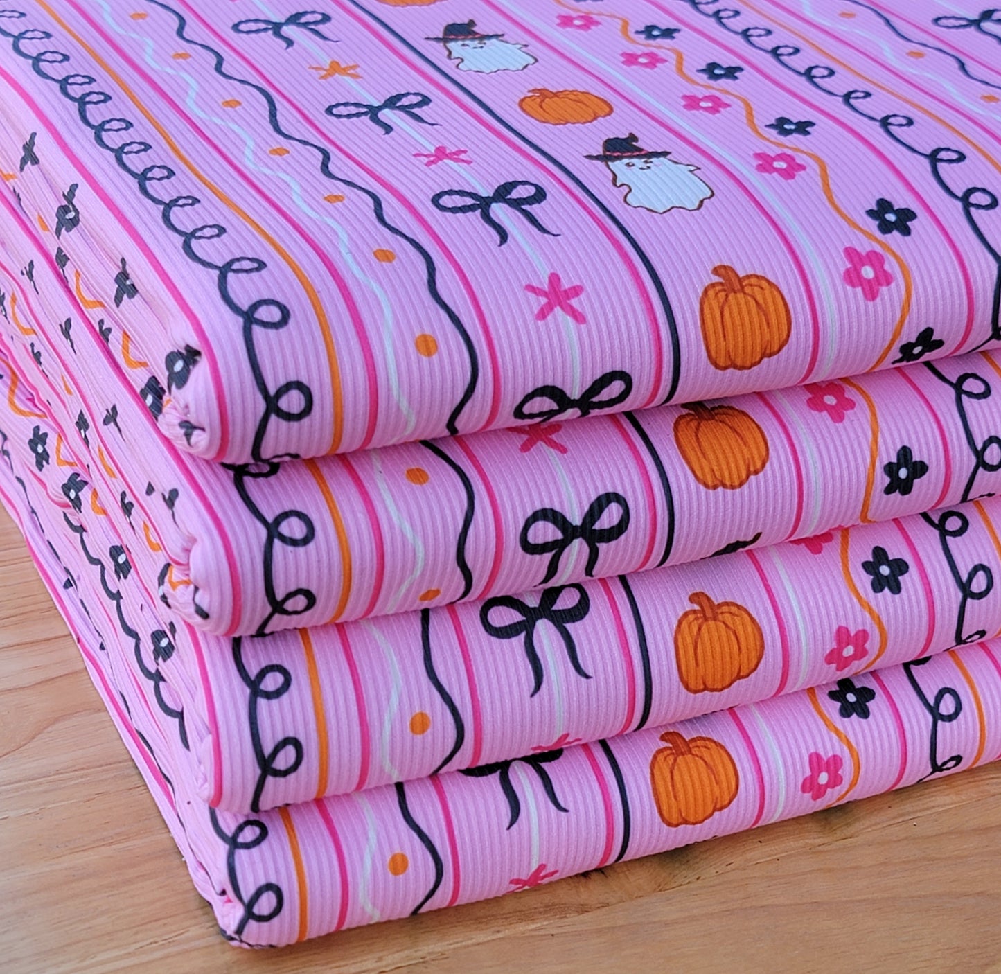 2x2 Yummy Rib Black Bows Ghost & Pumpkins Boho Print