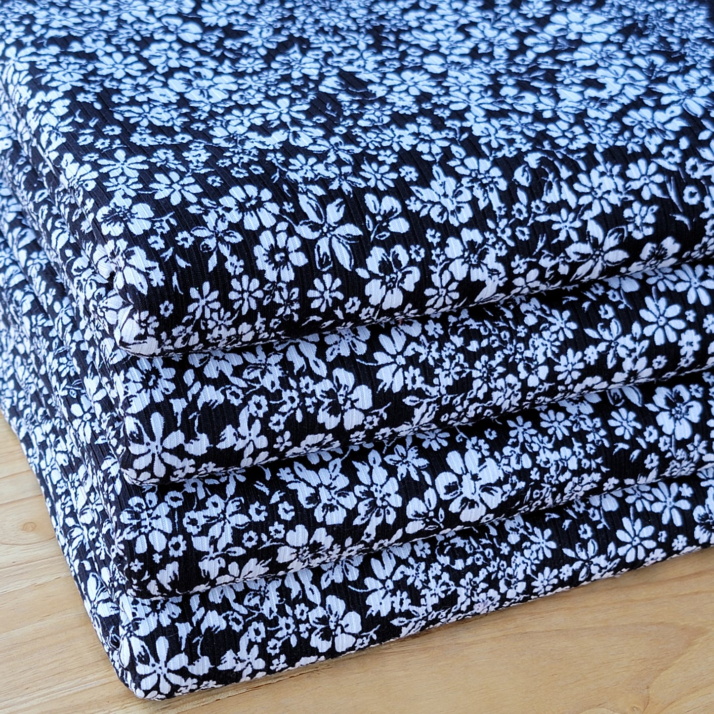 Yummy Rib Black & White Floral Print