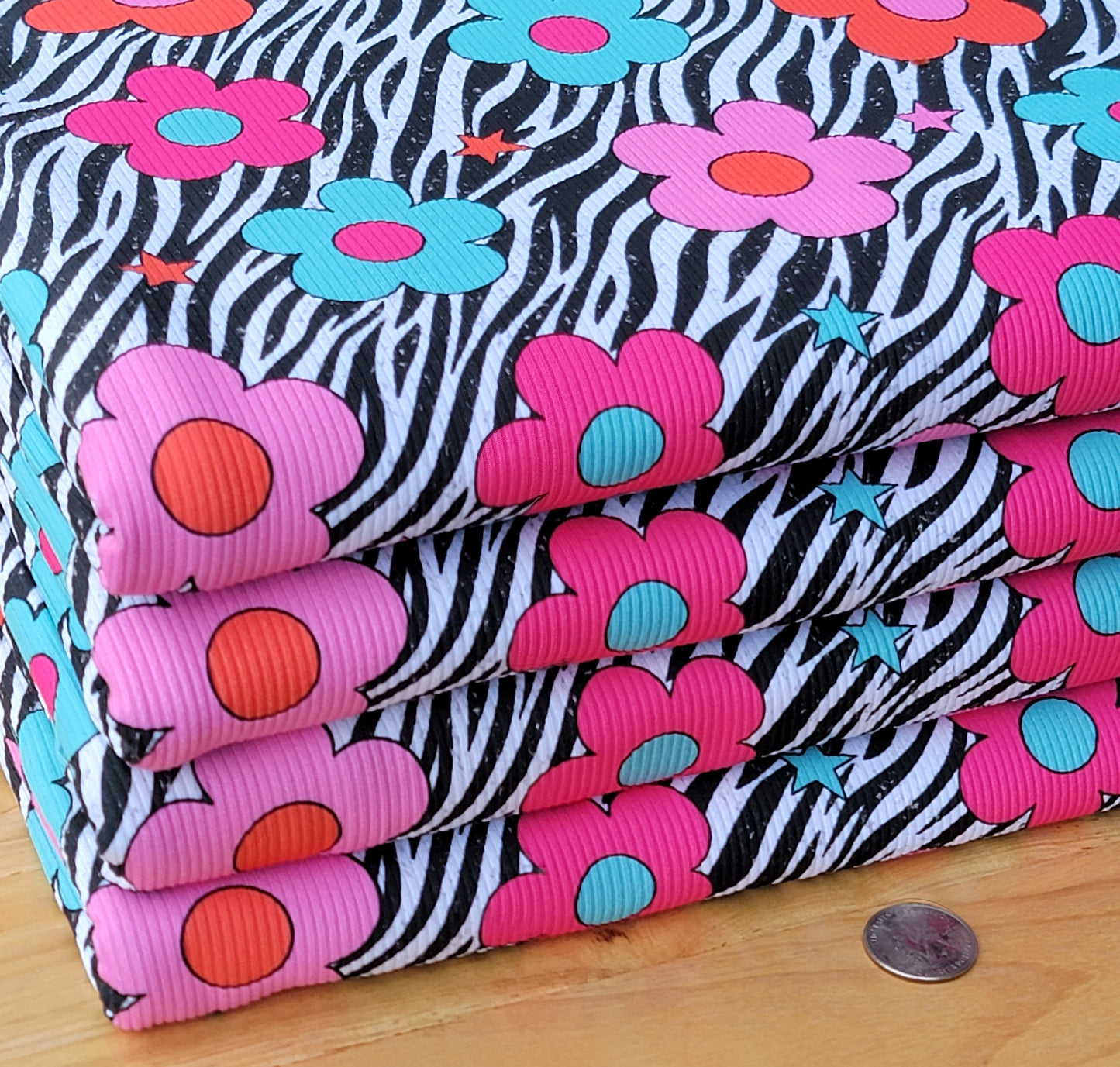 2x2 Yummy Rib Zebra & Retro Diasies Print