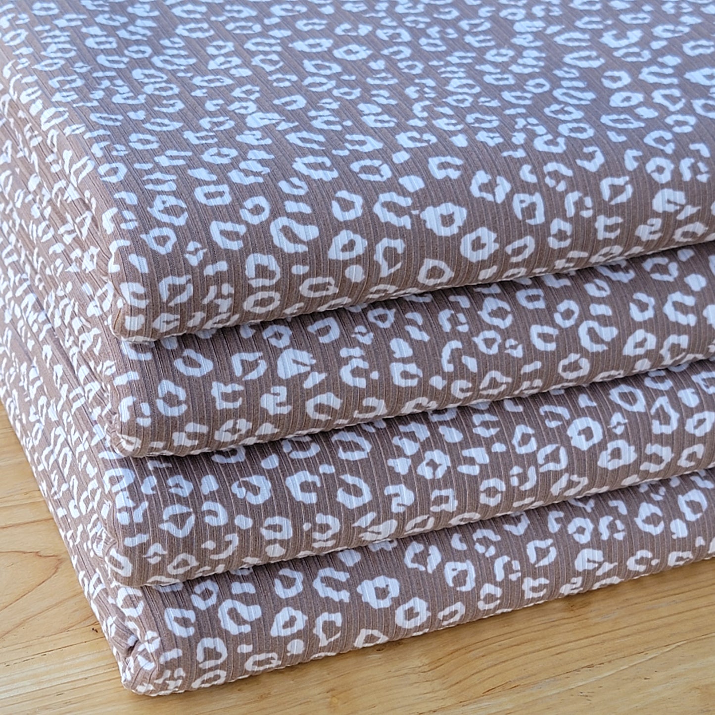 4x2 Yummy Rib Mocha Base Animal Print