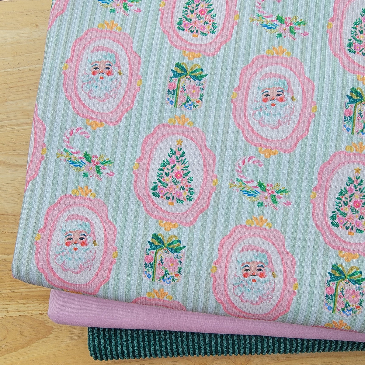 4x2 Yummy Rib Pink Santa Medallion Green Stripes