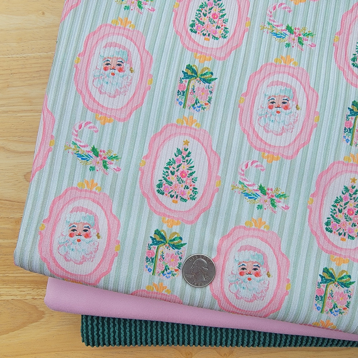 4x2 Yummy Rib Pink Santa Medallion Green Stripes