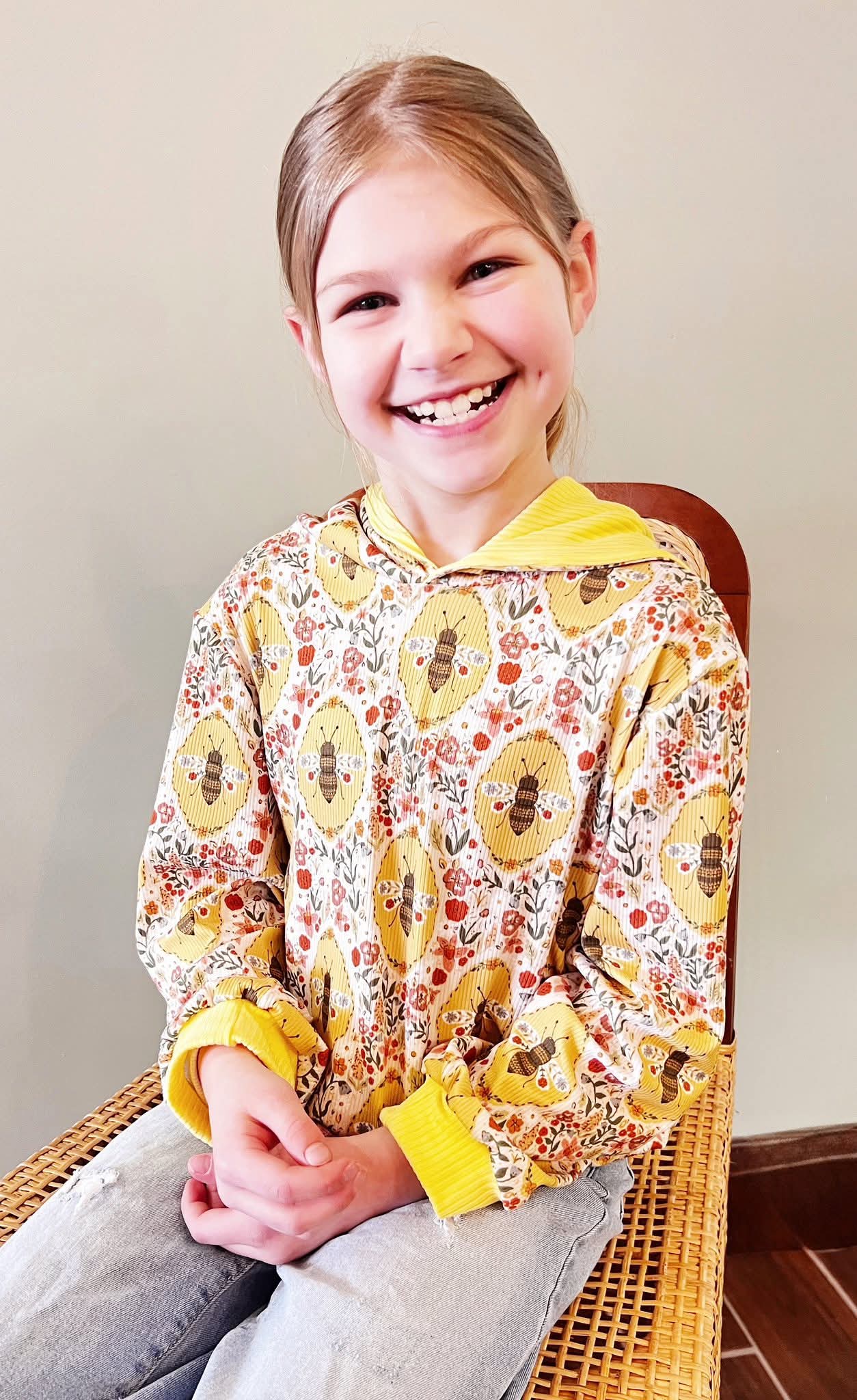 2x2 Yummy Rib Bees Gold & Brown Floral Print