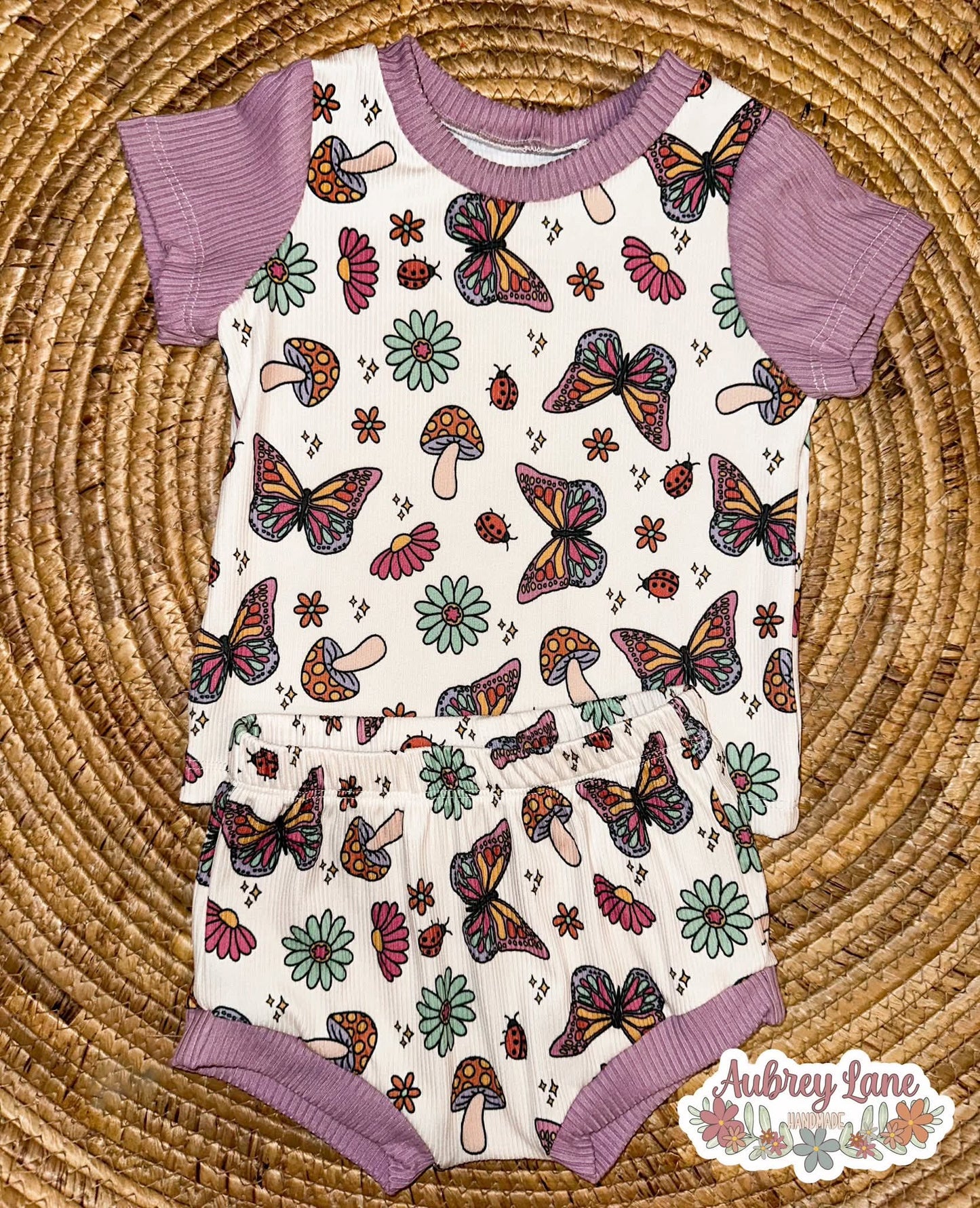 2x2 Yummy Rib Butterfly & Mushrooms Print