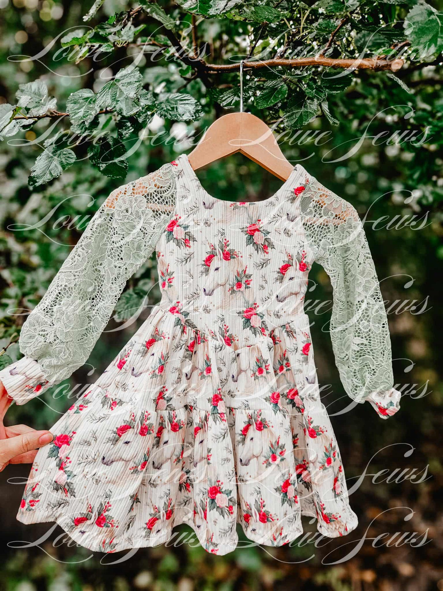 4x2 Yummy Rib Christmas Unicorn Print